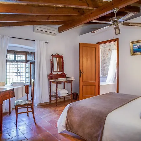 Finca Es Castell Hotel
