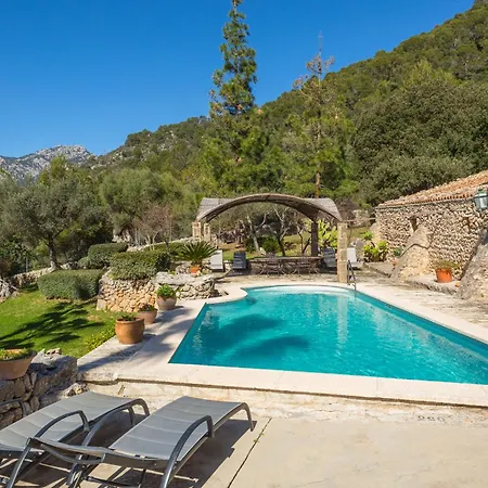 Finca Es Castell Hotel 4*