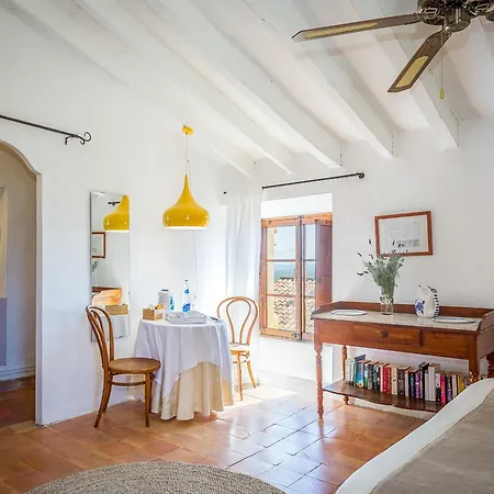 Finca Es Castell Hotel Binibona