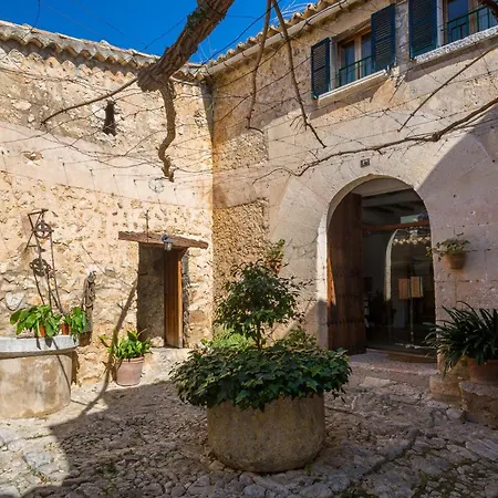 Finca Es Castell 4*