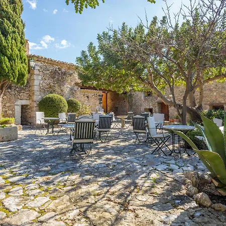 Finca Es Castell Binibona