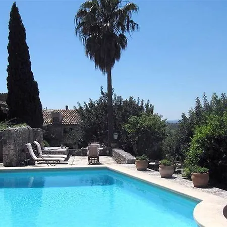 Hotel Finca Es Castell 4*